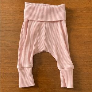 🍊5/$25 Old Navy Pink Ribbed Baby Pants size 0-3m